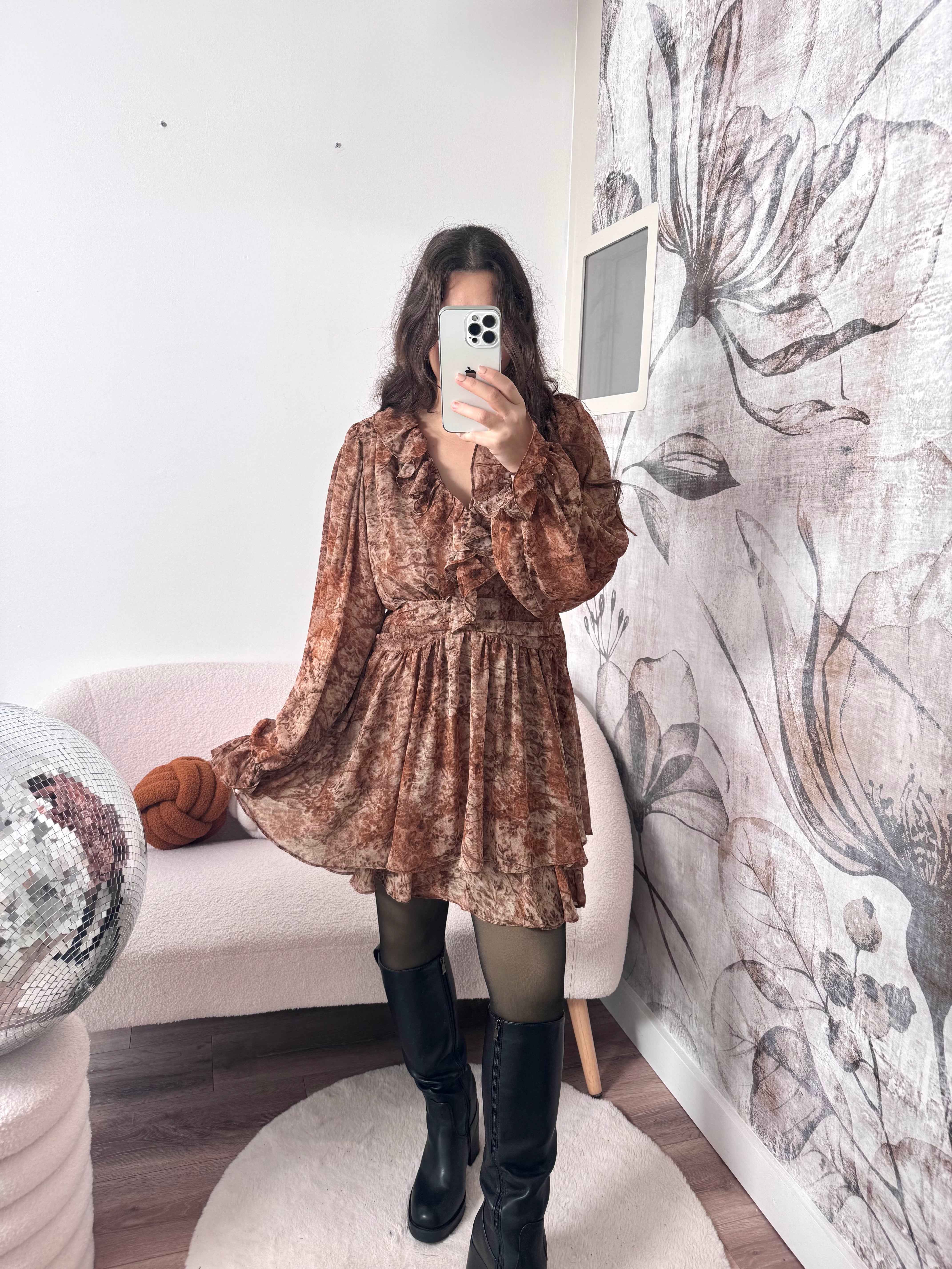 ROBE CAFÉ