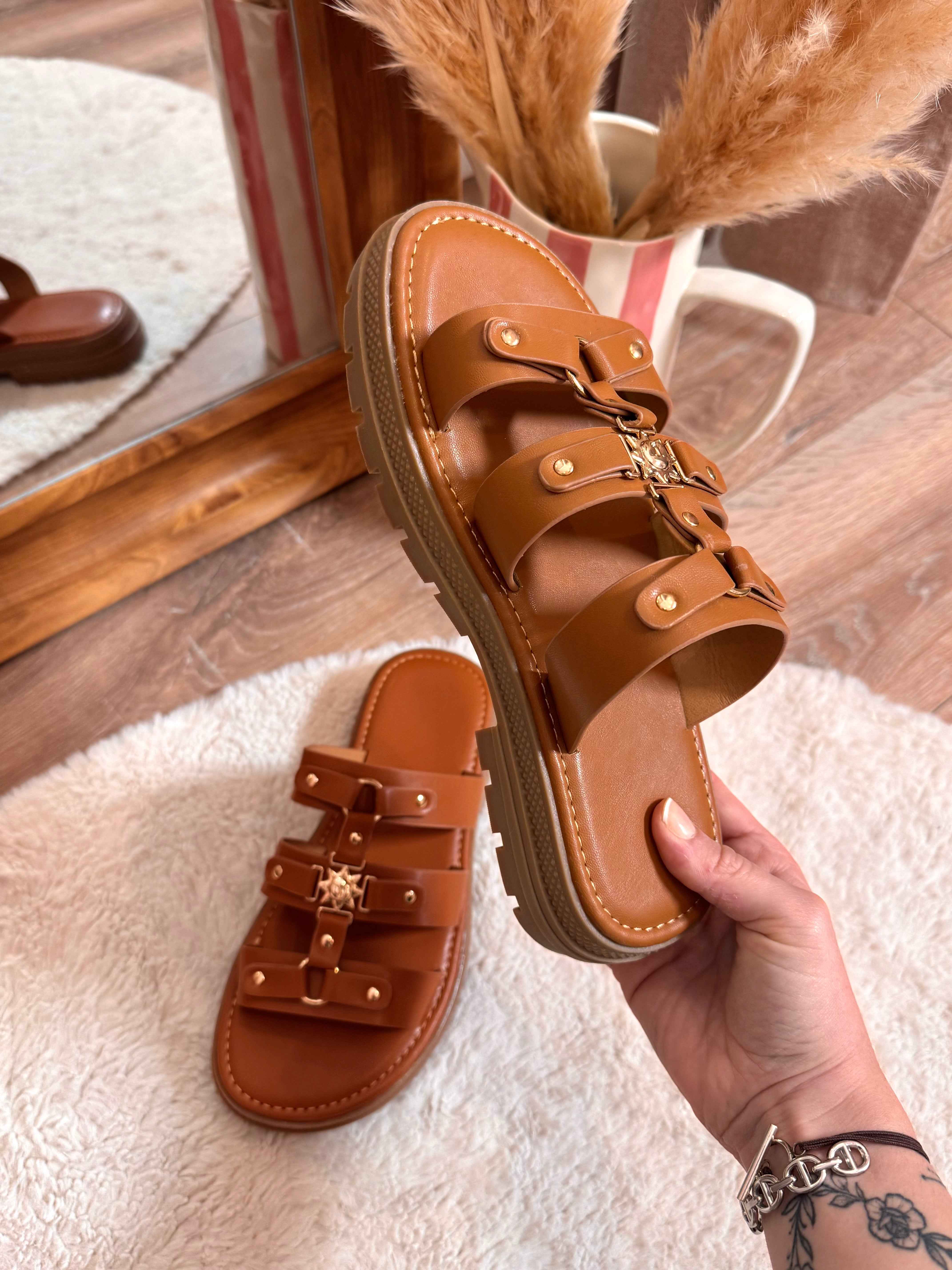 SANDALES CAMEL SOLEIL