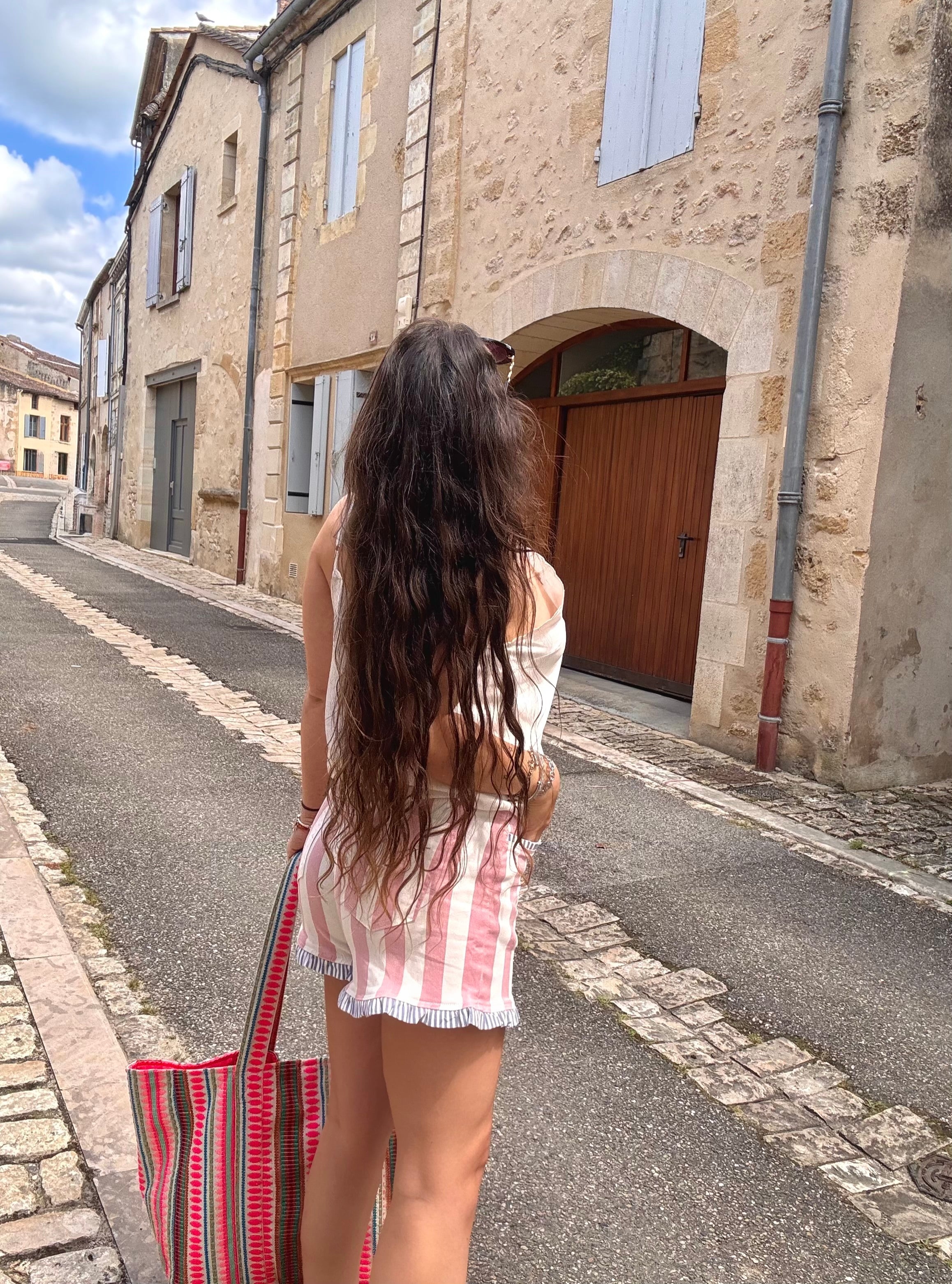 SHORT BELLA