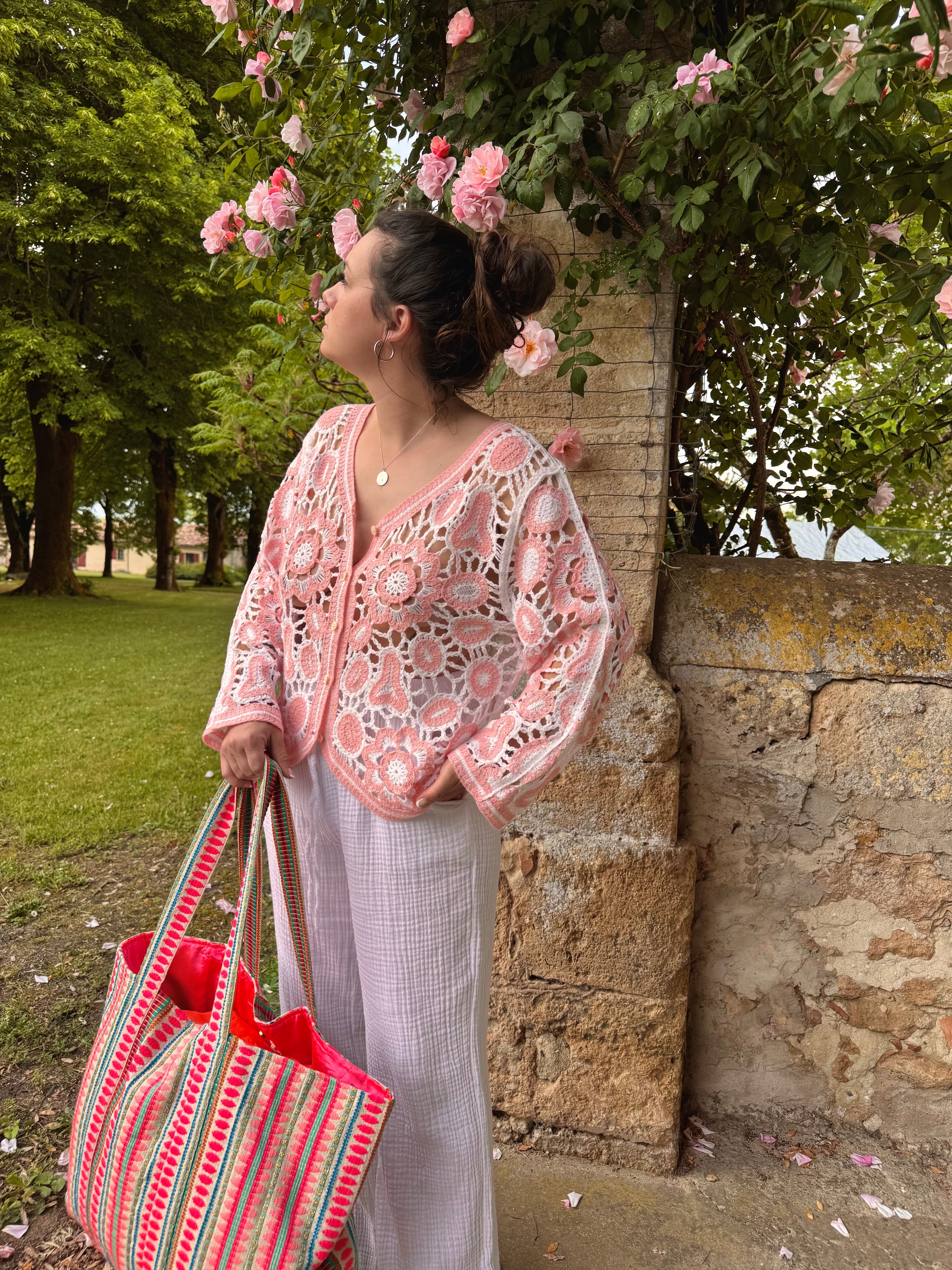 HAUT CROCHET ROSE