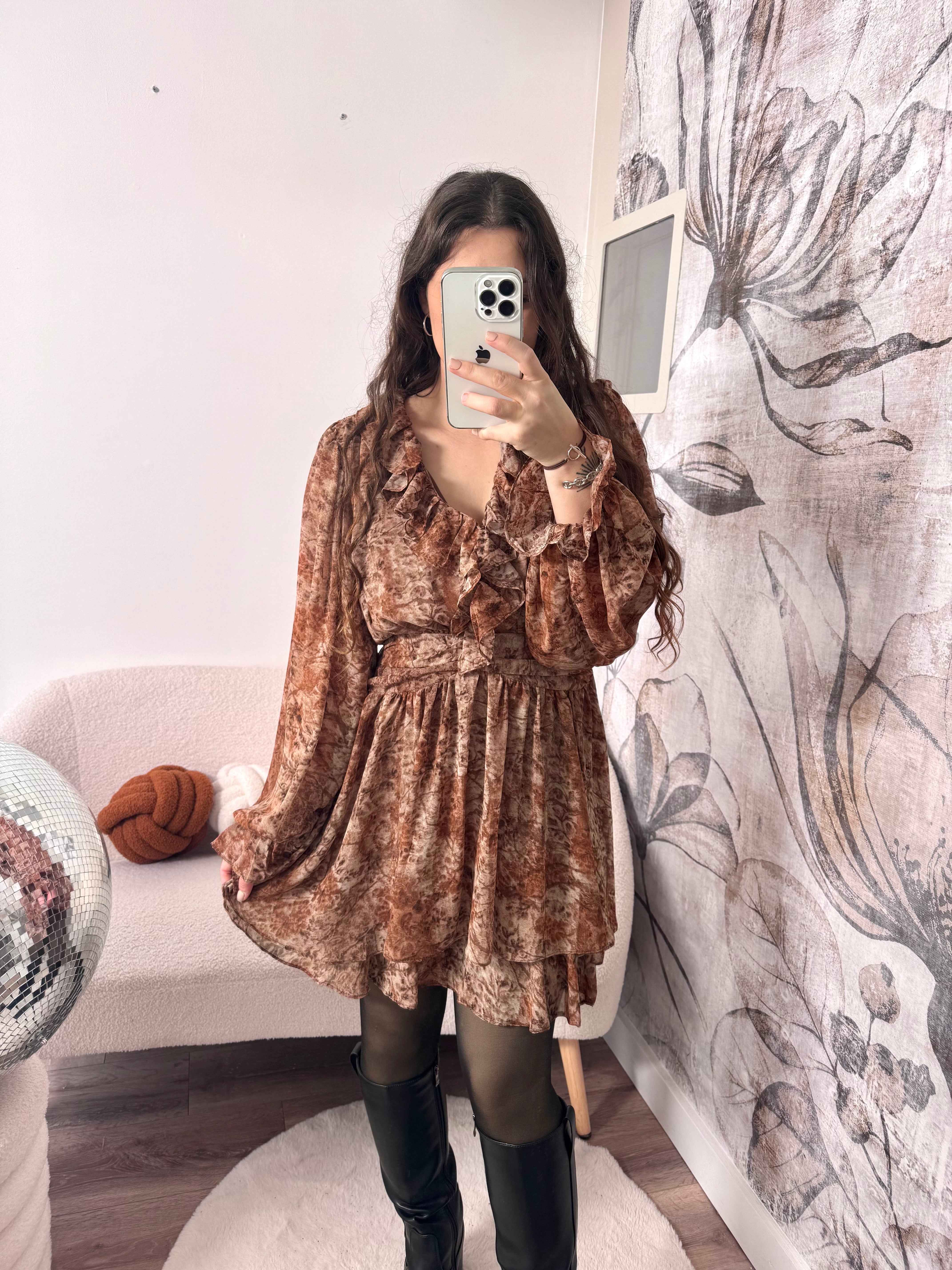 ROBE CAFÉ