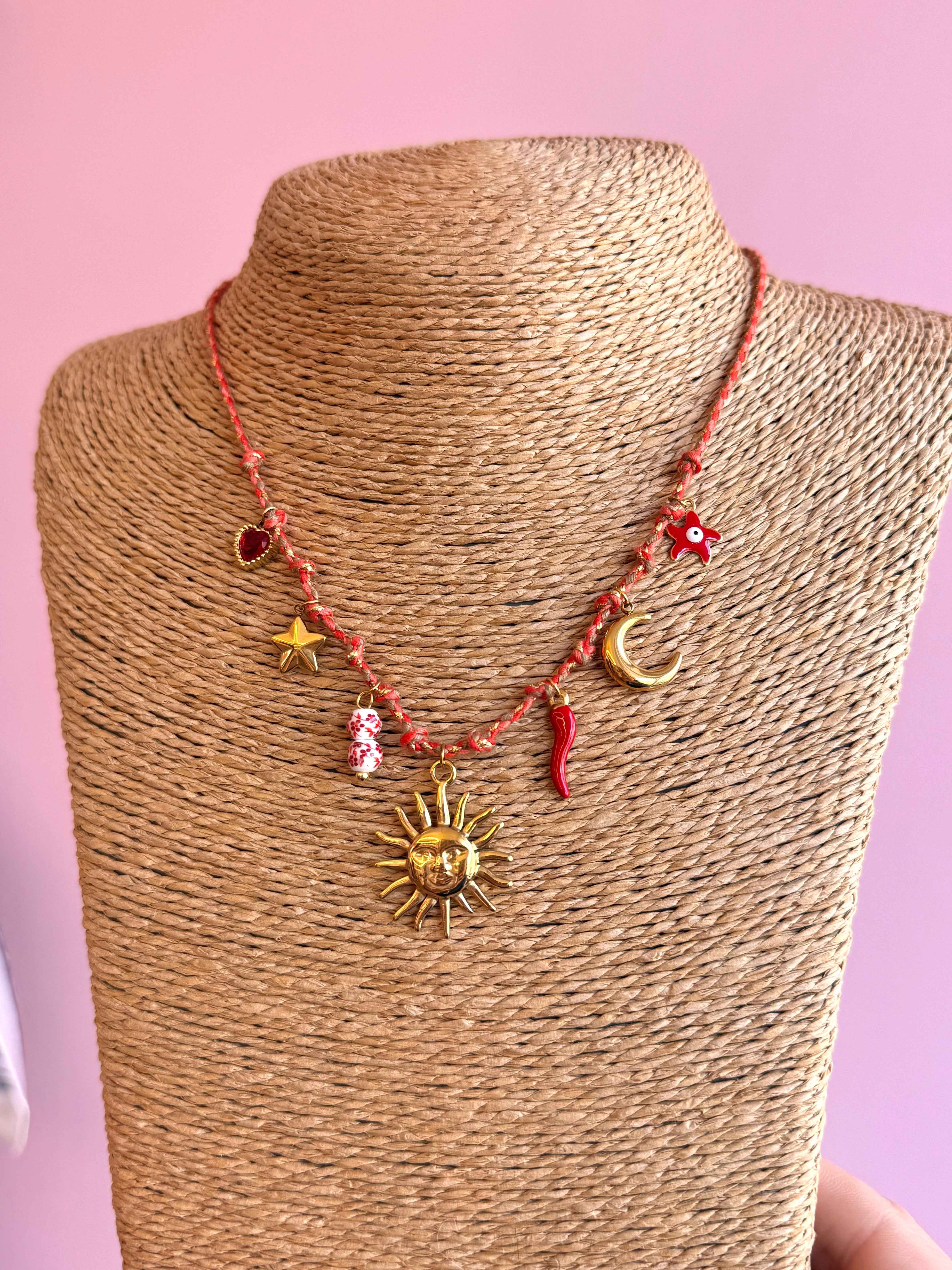 COLLIER SOLEIL ROUGE