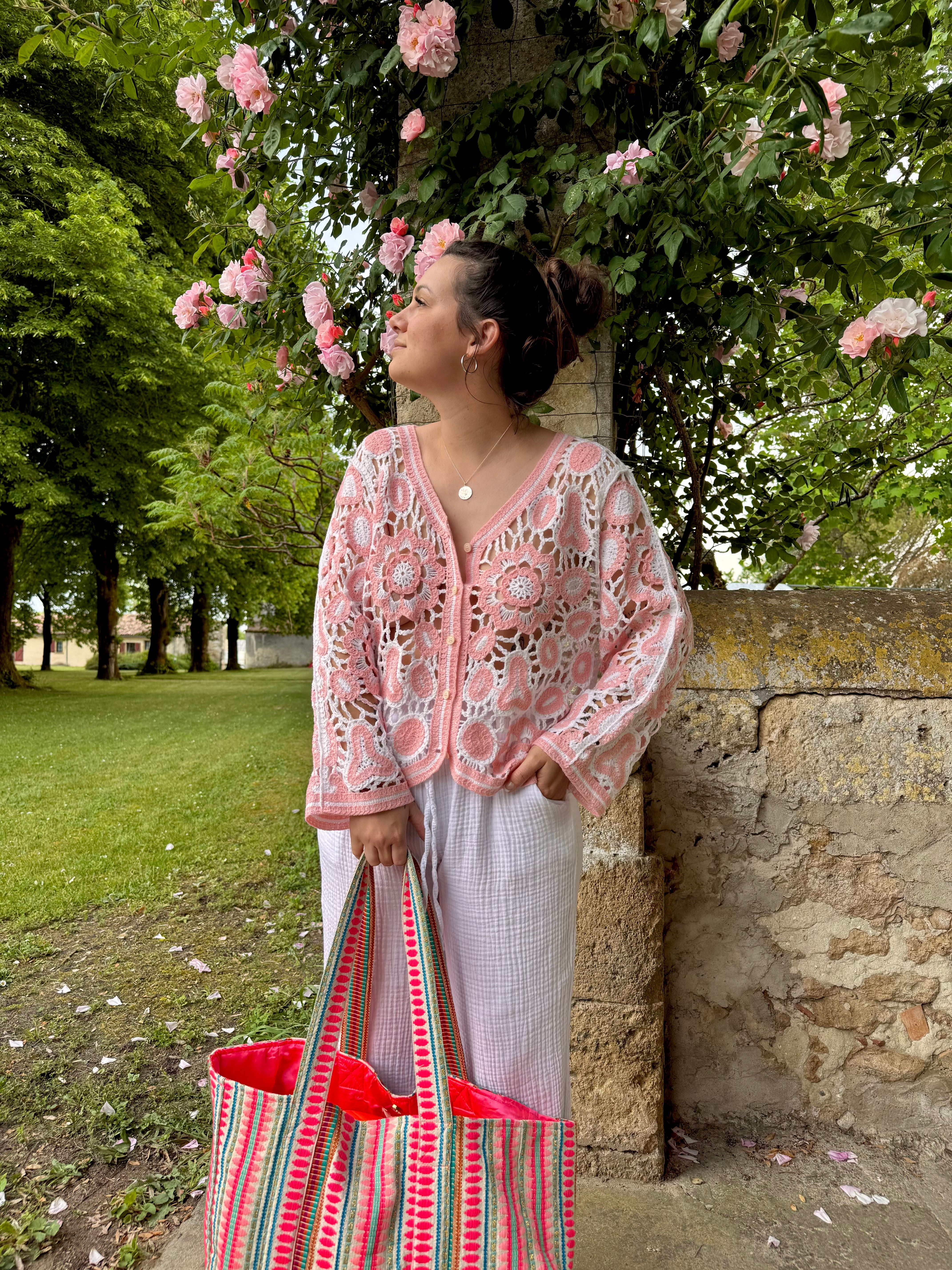 HAUT CROCHET ROSE