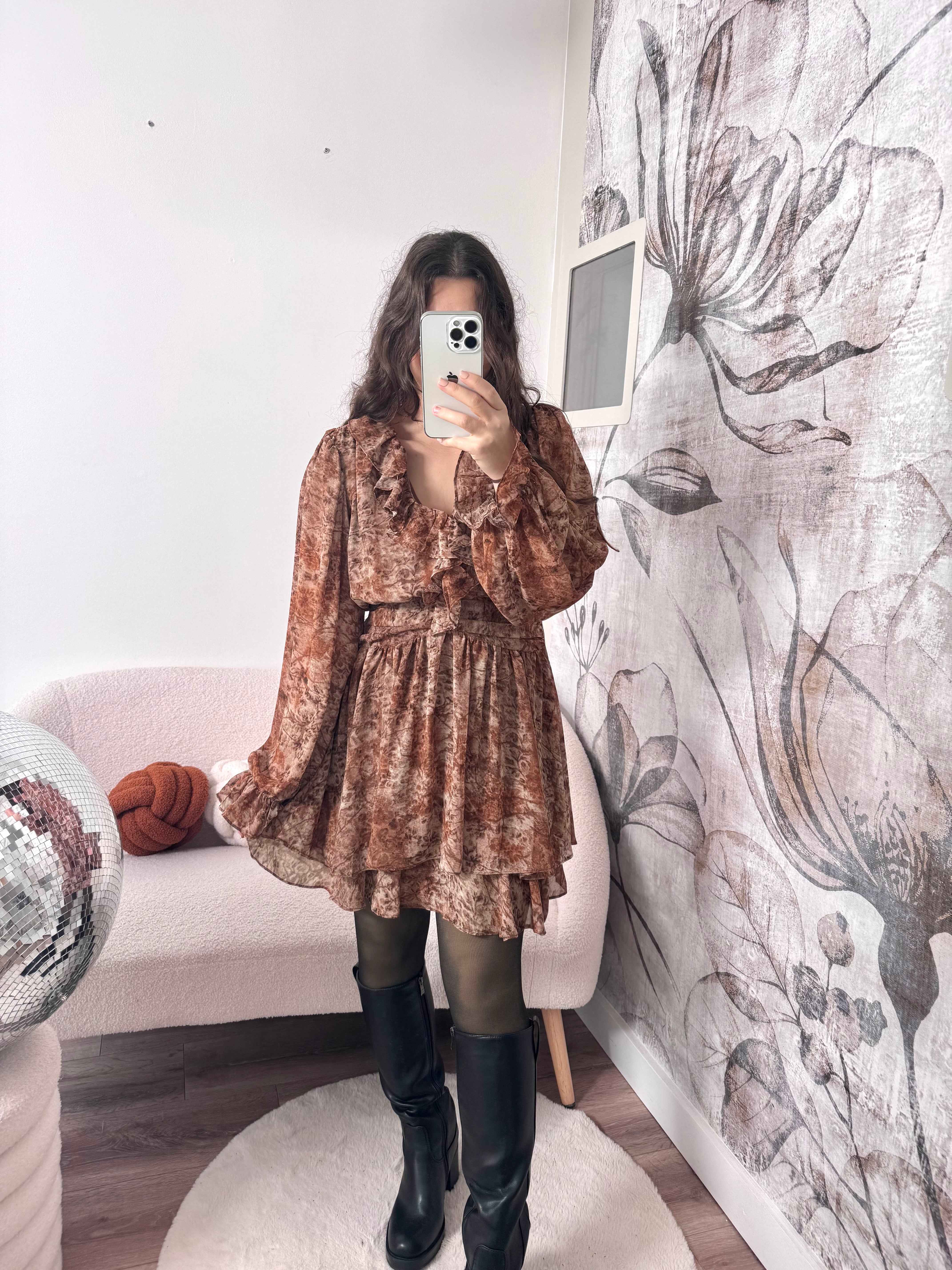 ROBE CAFÉ