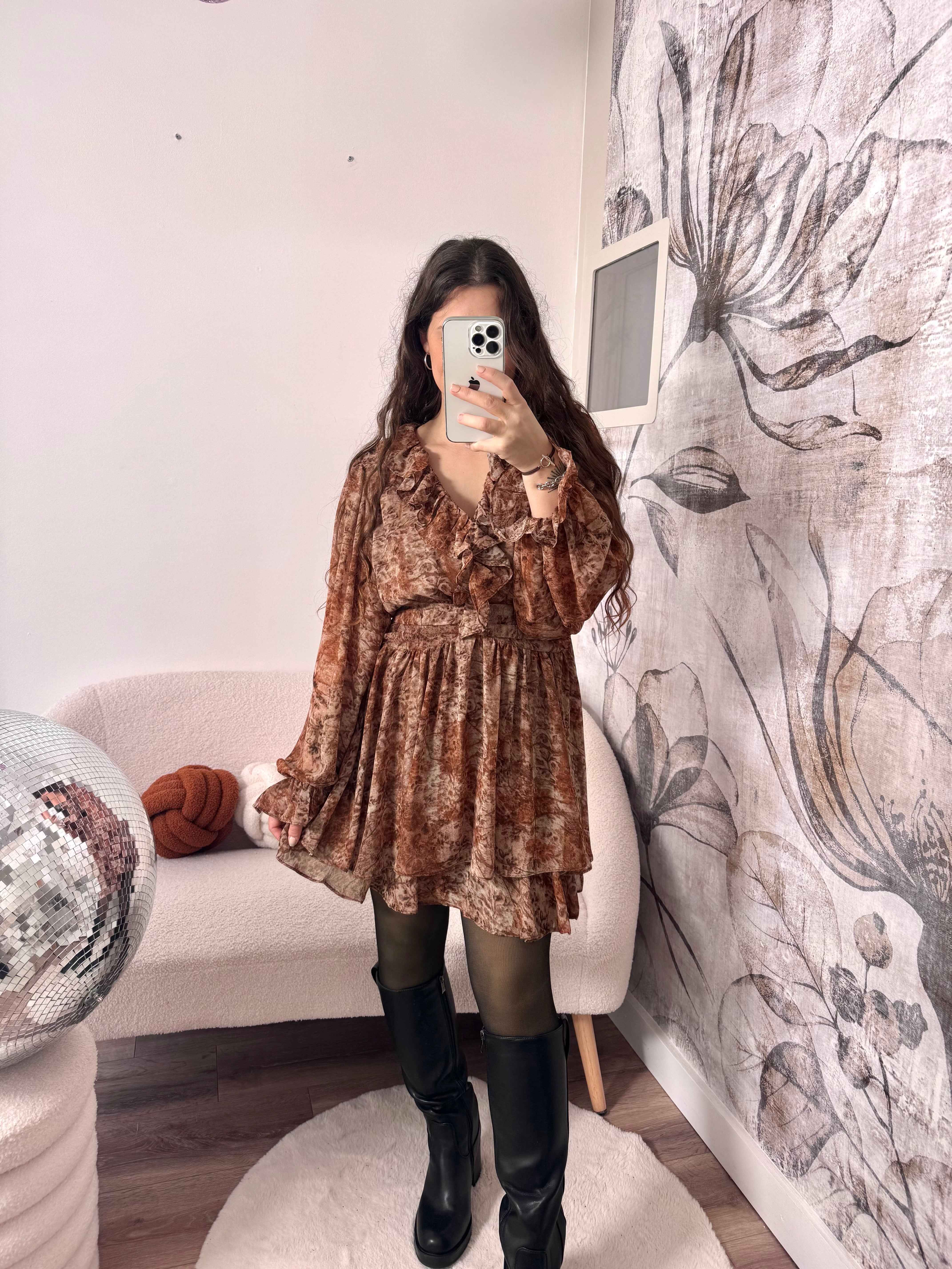 ROBE CAFÉ