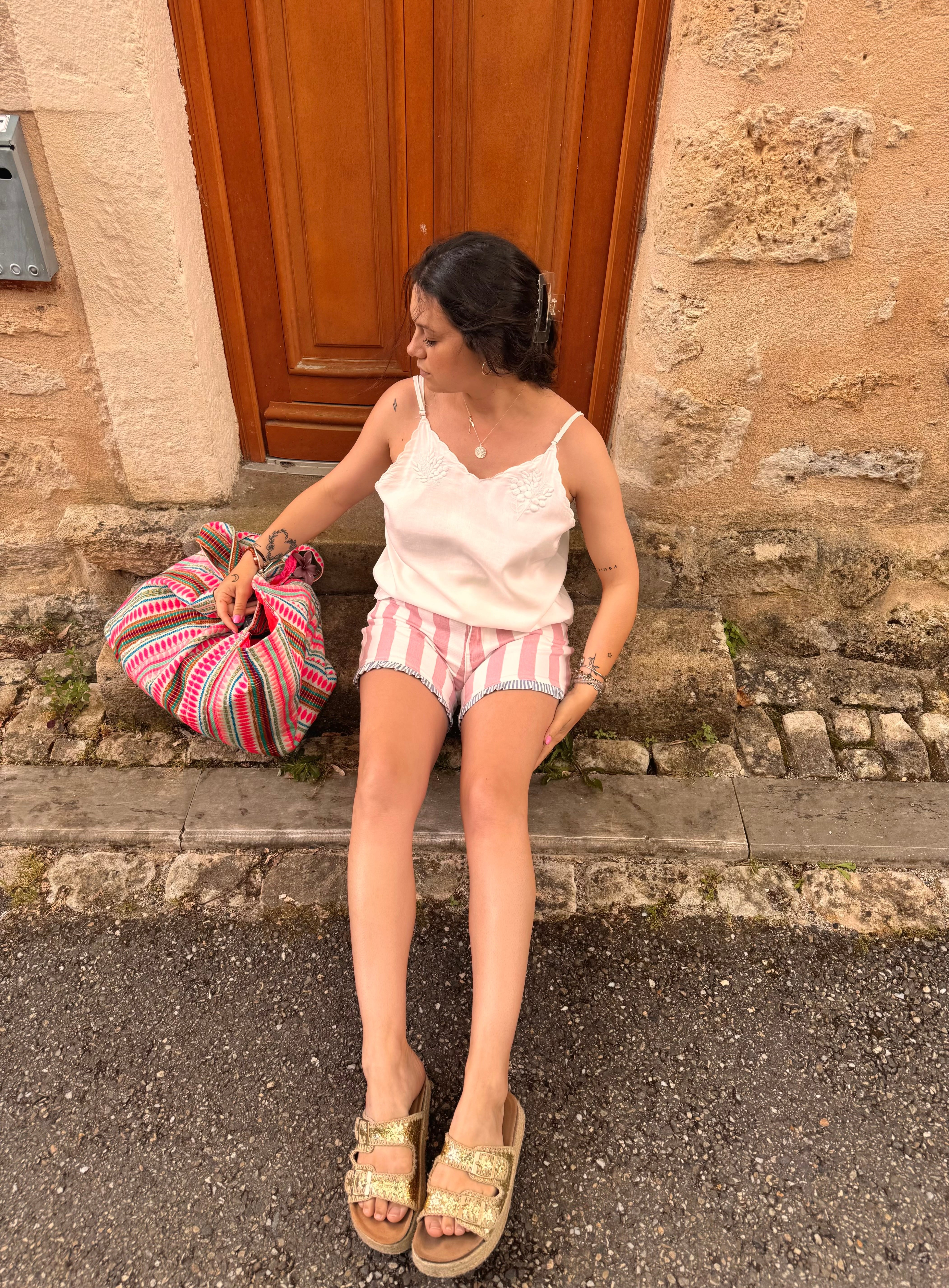 SHORT BELLA