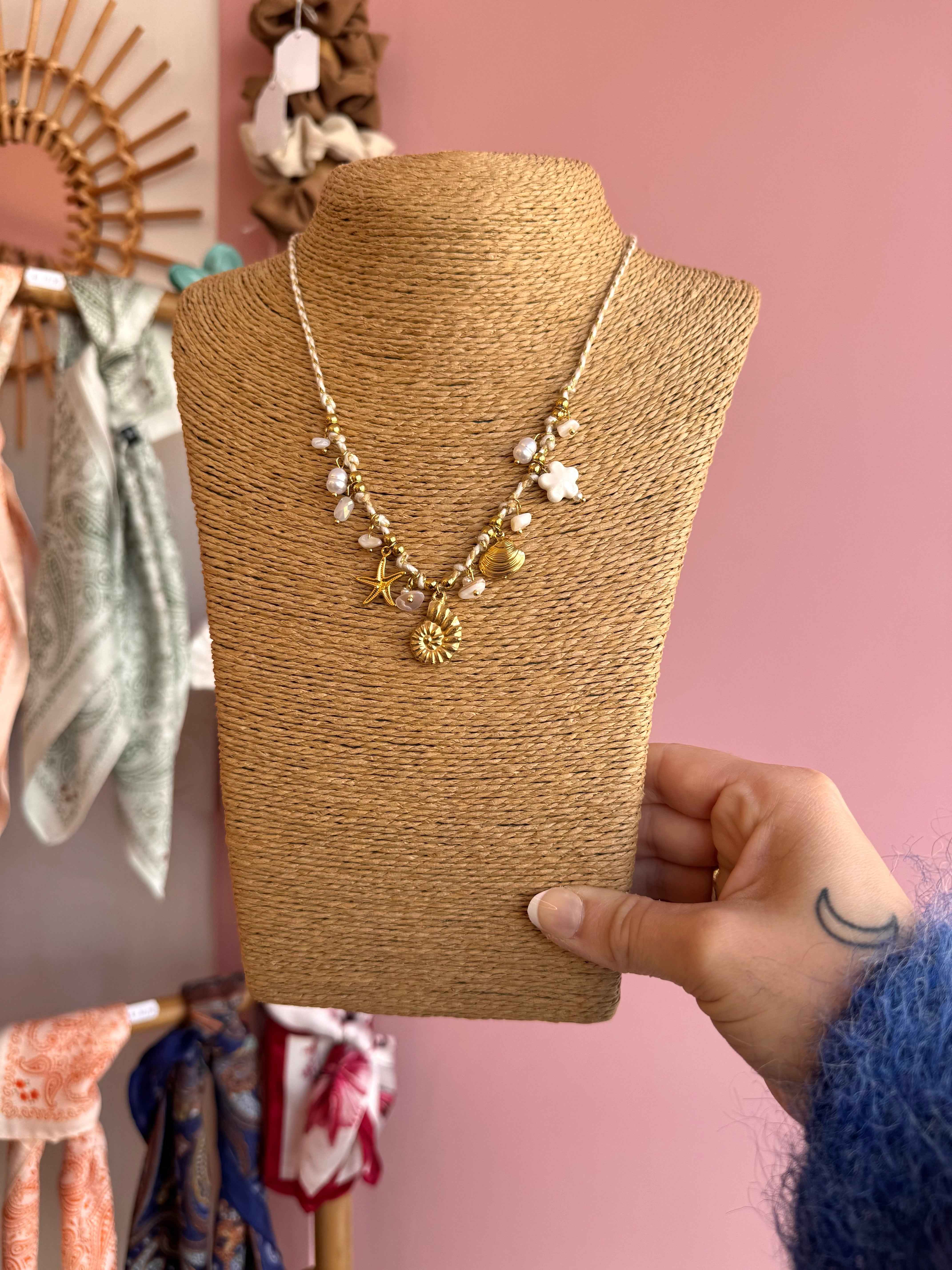 COLLIER COQUILLAGE DORÉ